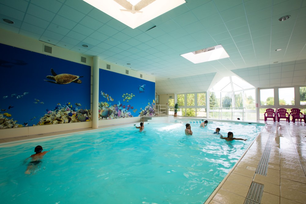 camping piscine interieure